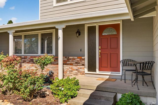 3932 Montrose St, Napa, CA 94558