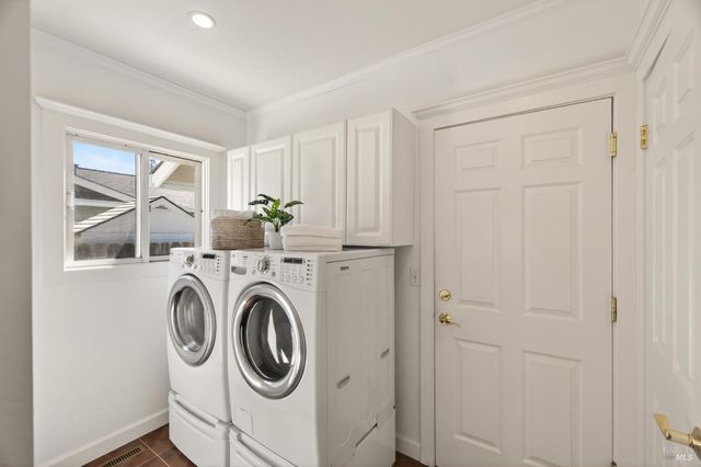 3932 Montrose St, Napa, CA 94558