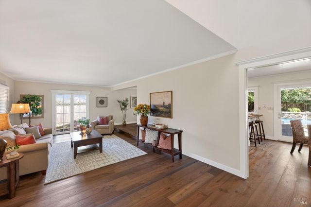 3932 Montrose St, Napa, CA 94558