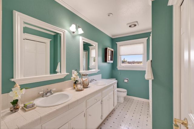 3932 Montrose St, Napa, CA 94558