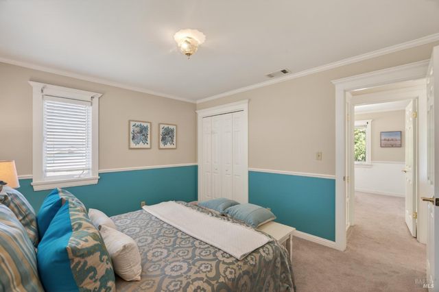 3932 Montrose St, Napa, CA 94558