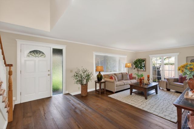 3932 Montrose St, Napa, CA 94558