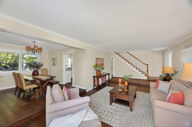 3932 Montrose St, Napa, CA 94558