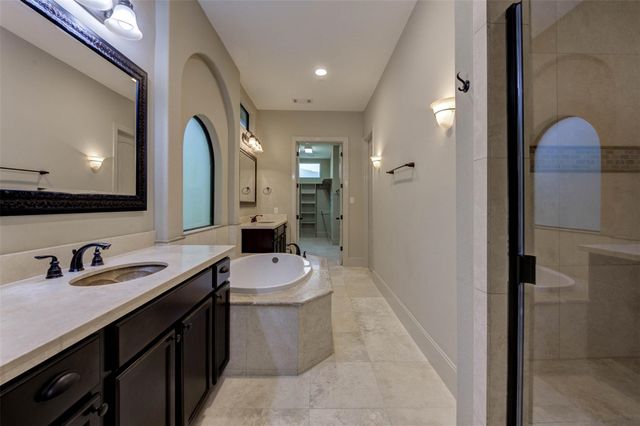 1809 W 24th Street, Houston, TX 77008