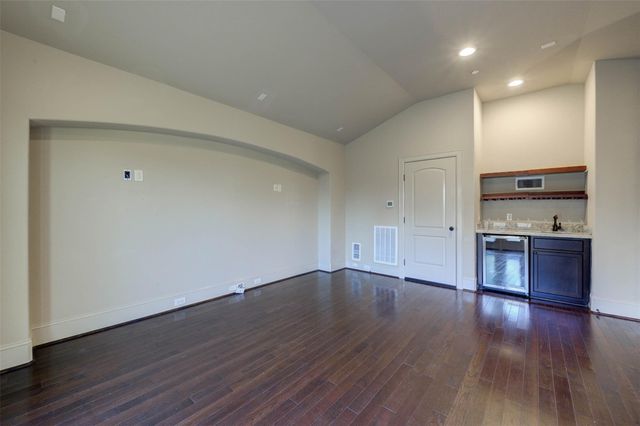 1809 W 24th Street, Houston, TX 77008