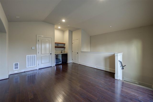 1809 W 24th Street, Houston, TX 77008