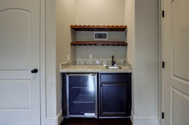 1809 W 24th Street, Houston, TX 77008