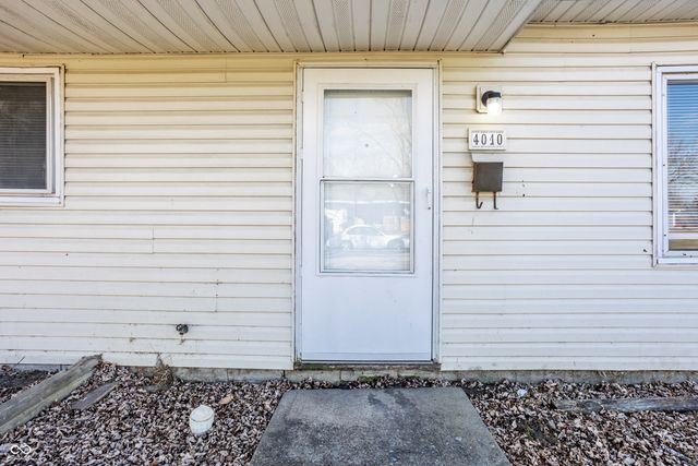 4040 Aspen Way, Indianapolis, IN 46226