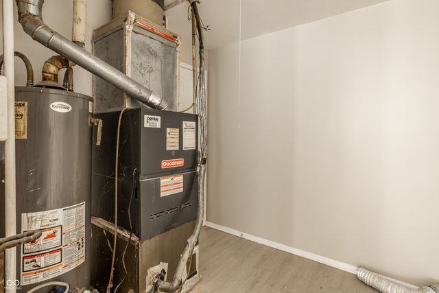 4040 Aspen Way, Indianapolis, IN 46226