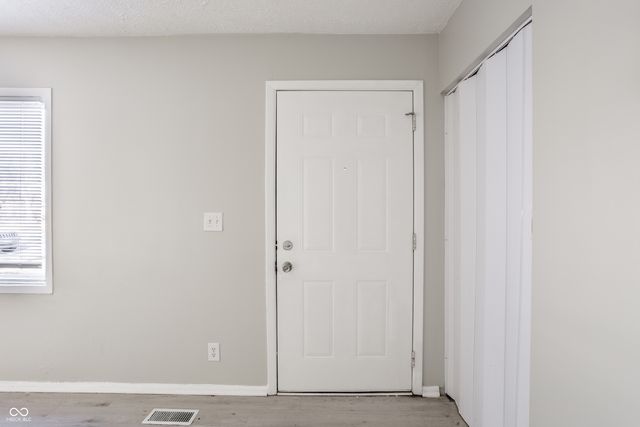 4040 Aspen Way, Indianapolis, IN 46226