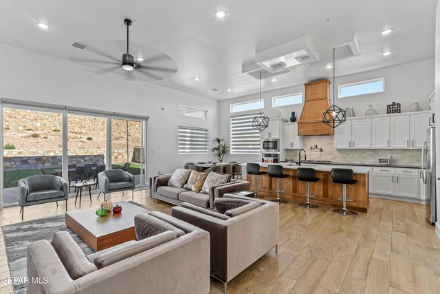 1760 Showdown Court, El Paso, TX 79911