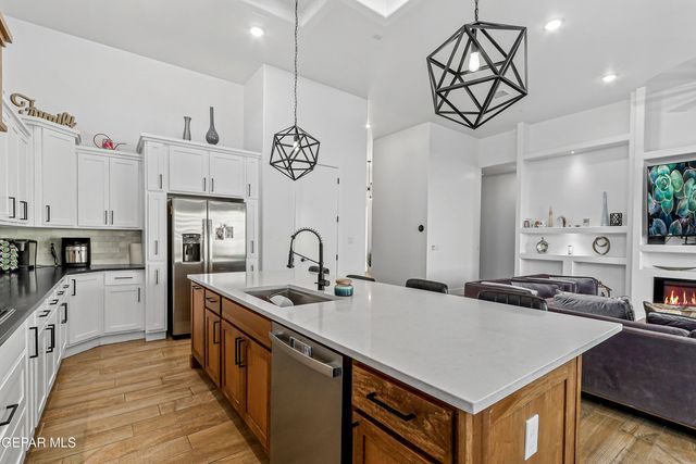 1760 Showdown Court, El Paso, TX 79911