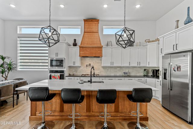 1760 Showdown Court, El Paso, TX 79911