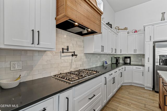 1760 Showdown Court, El Paso, TX 79911