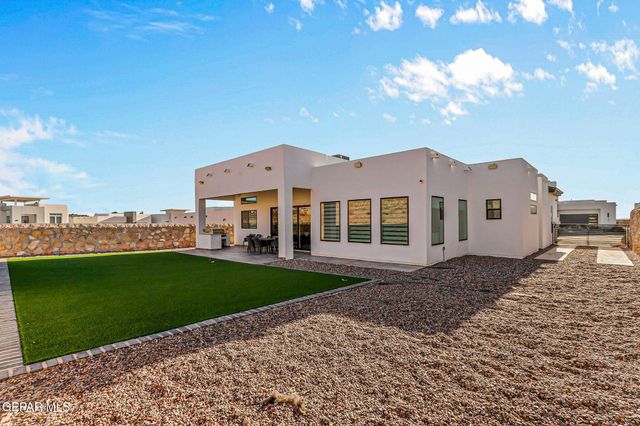 1760 Showdown Court, El Paso, TX 79911