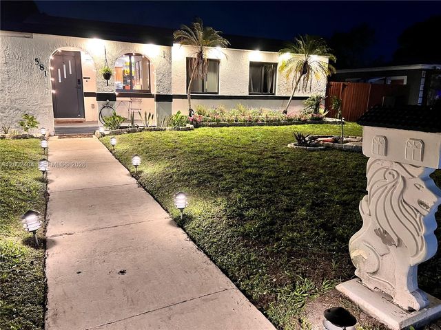 581 NW 185th St 0, Miami Gardens, FL 33169