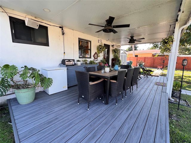 581 NW 185th St 0, Miami Gardens, FL 33169