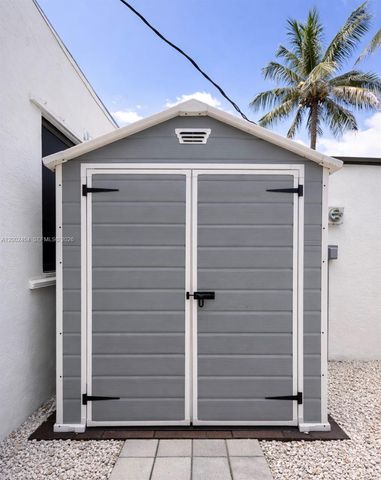 581 NW 185th St 0, Miami Gardens, FL 33169