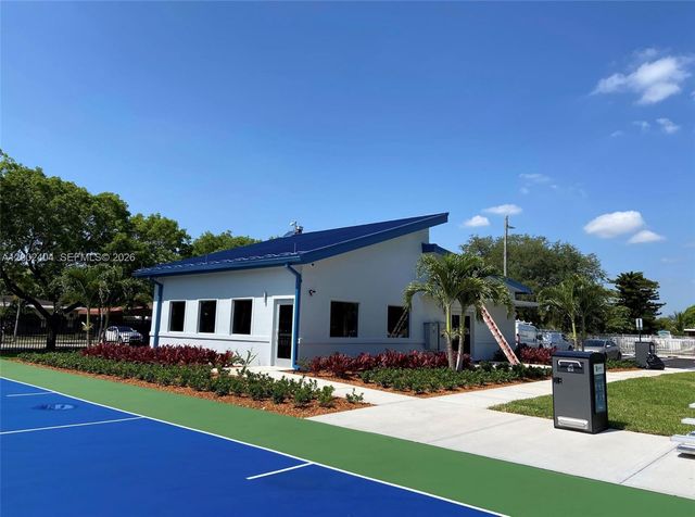 581 NW 185th St 0, Miami Gardens, FL 33169