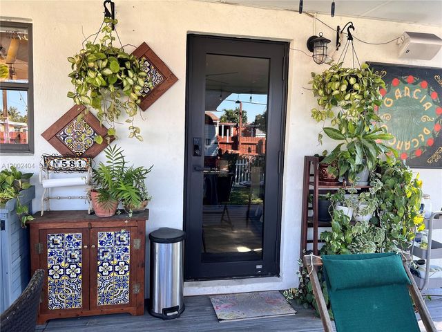 581 NW 185th St 0, Miami Gardens, FL 33169