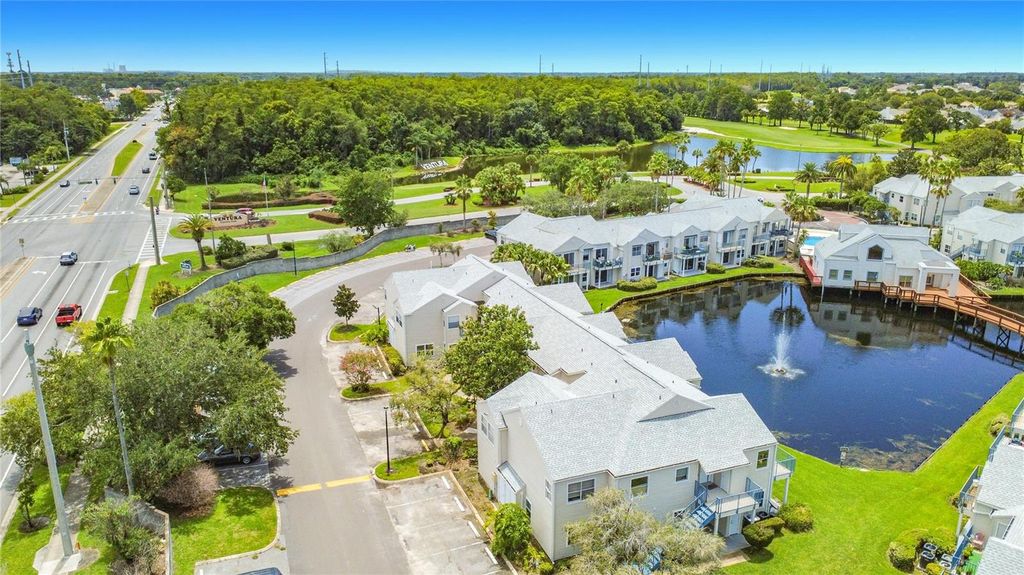 Image 32 of property listing at 2504 WOODGATE BOULEVARD 203, Orlando, FL 32822