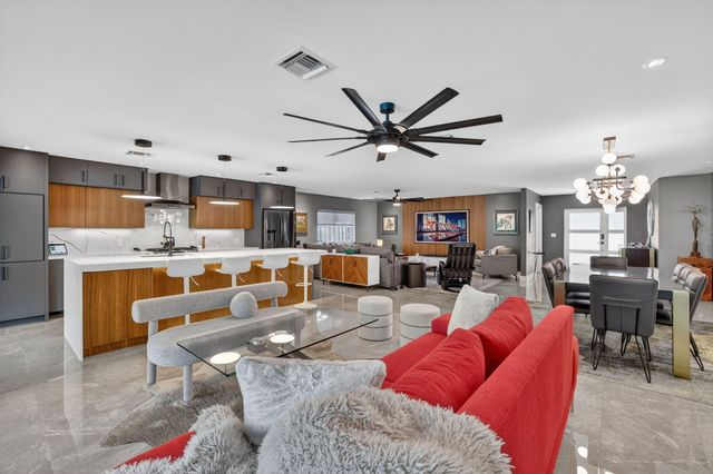 1721 NE 37th Street, Oakland Park, FL 33334