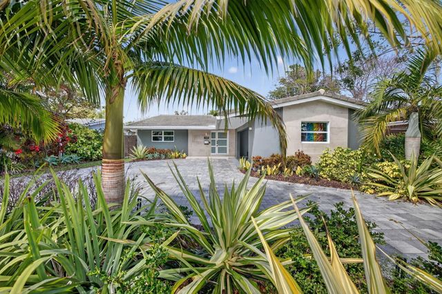 1721 NE 37th Street, Oakland Park, FL 33334