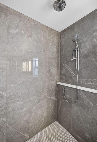 1721 NE 37th Street, Oakland Park, FL 33334