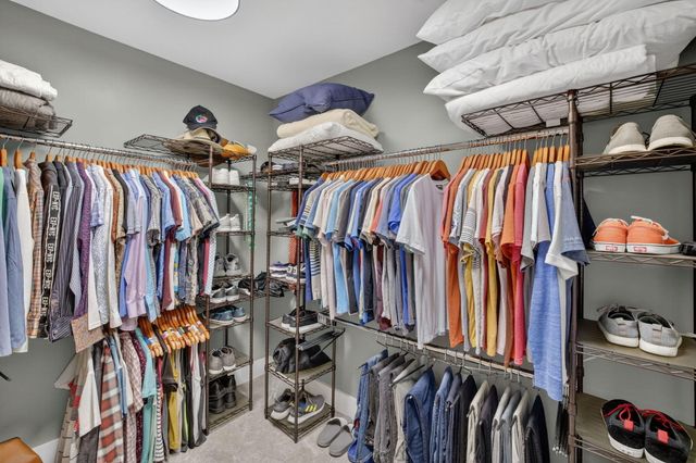 1721 NE 37th Street, Oakland Park, FL 33334