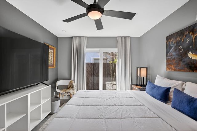 1721 NE 37th Street, Oakland Park, FL 33334