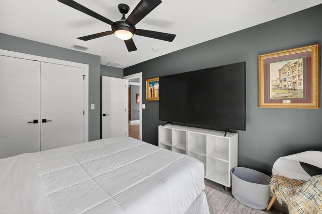 1721 NE 37th Street, Oakland Park, FL 33334