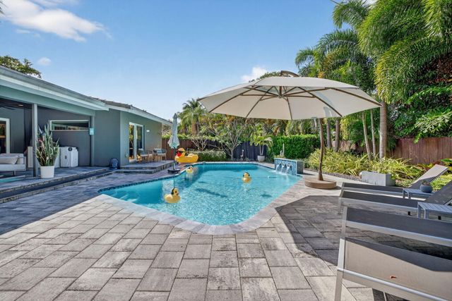 1721 NE 37th Street, Oakland Park, FL 33334