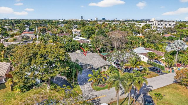 1721 NE 37th Street, Oakland Park, FL 33334