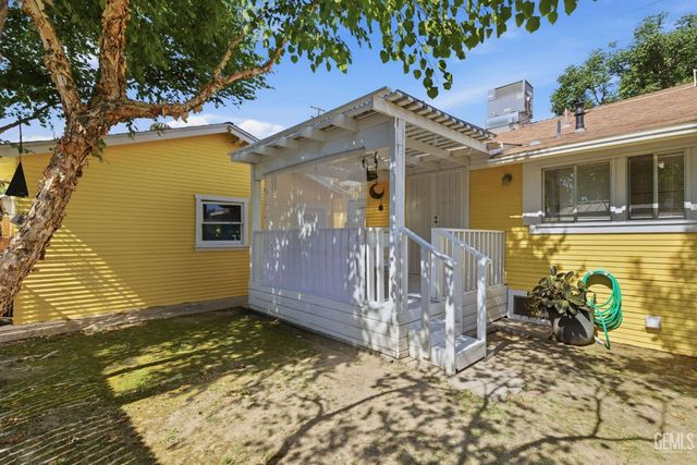 1929 A Street, Bakersfield, CA 93301