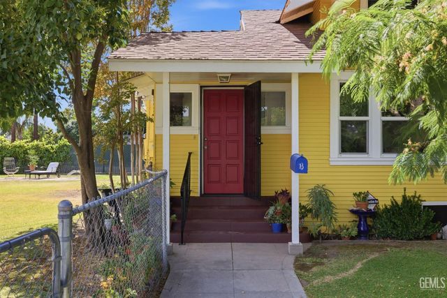 1929 A Street, Bakersfield, CA 93301