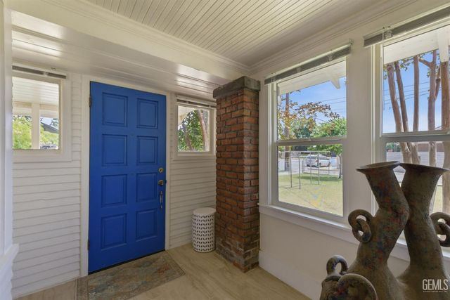 1929 A Street, Bakersfield, CA 93301