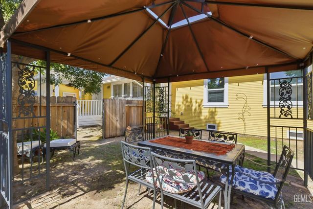1929 A Street, Bakersfield, CA 93301