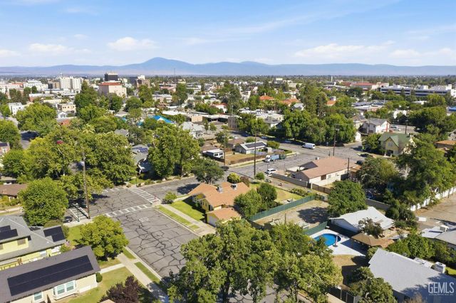 1929 A Street, Bakersfield, CA 93301