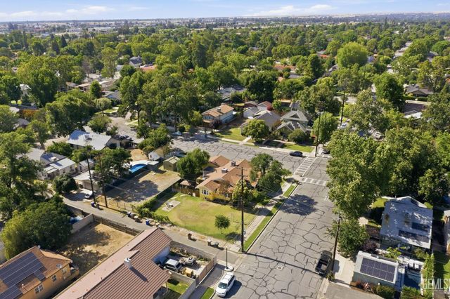 1929 A Street, Bakersfield, CA 93301