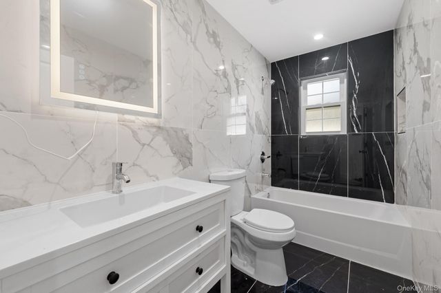 15815 N Conduit Avenue, Jamaica, NY 11434