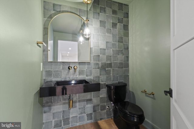 511 ORRIN ST SE, Vienna, VA 22180