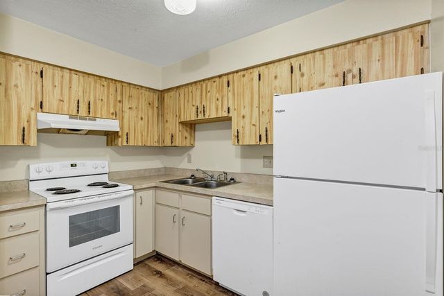 3800 SE 17TH COURT B, Ocala, FL 34480