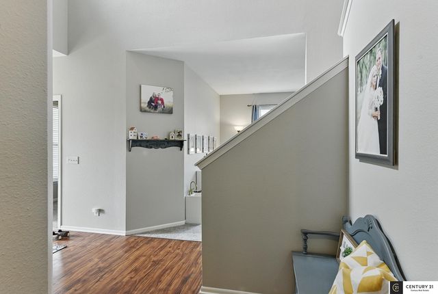 2421 Sand Hills Drive, Papillion, NE 68046