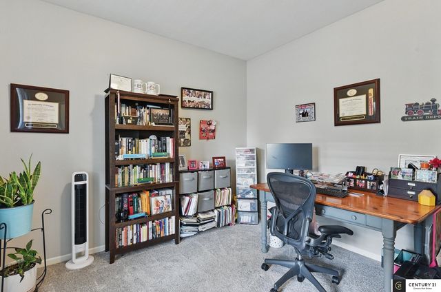 2421 Sand Hills Drive, Papillion, NE 68046