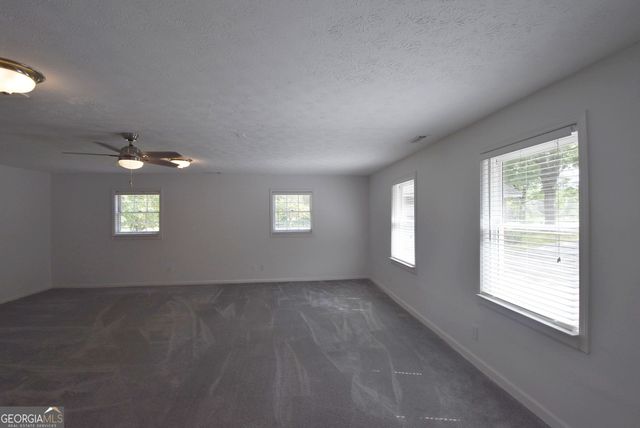 98 Woodvalley Drive, Fayetteville, GA 30215