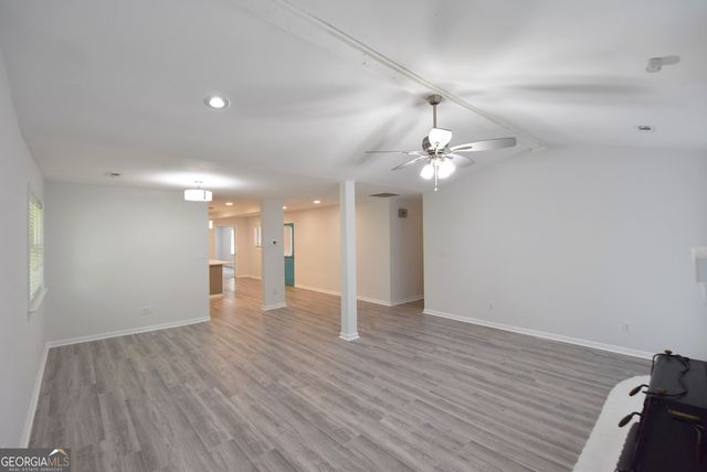 98 Woodvalley Drive, Fayetteville, GA 30215