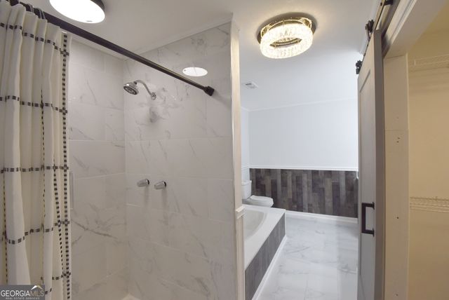 98 Woodvalley Drive, Fayetteville, GA 30215