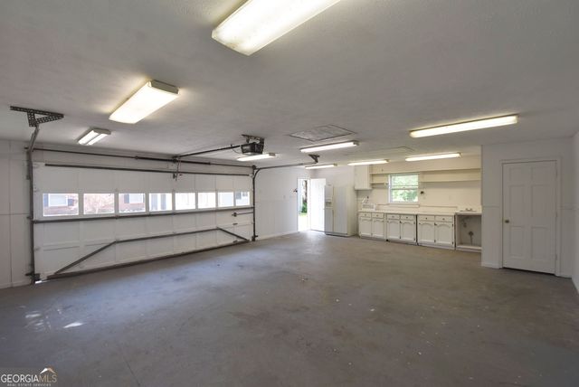 98 Woodvalley Drive, Fayetteville, GA 30215