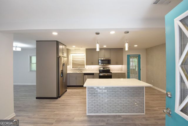 98 Woodvalley Drive, Fayetteville, GA 30215