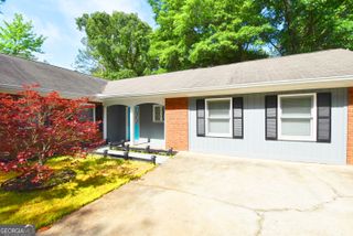 98 Woodvalley Drive, Fayetteville, GA 30215
